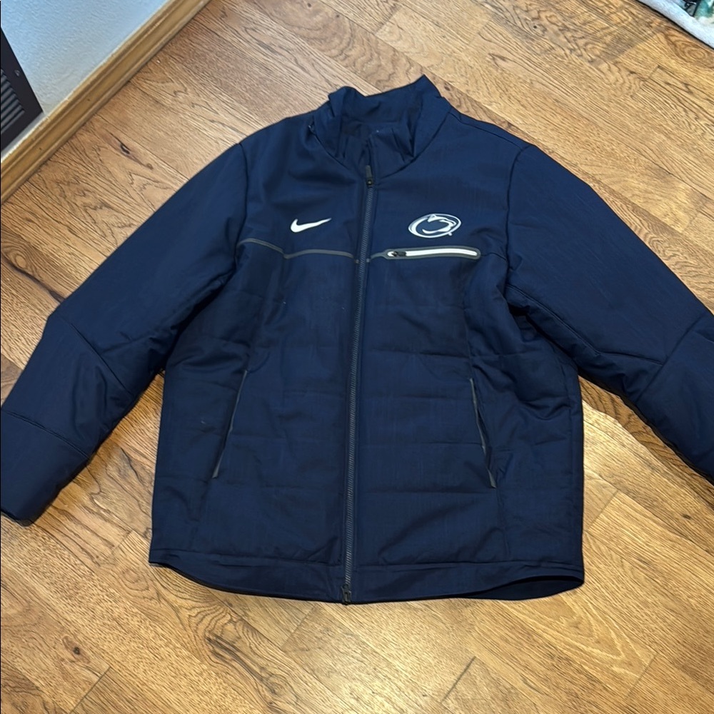 Nike Blue Puffer Jacket with Quilted Design